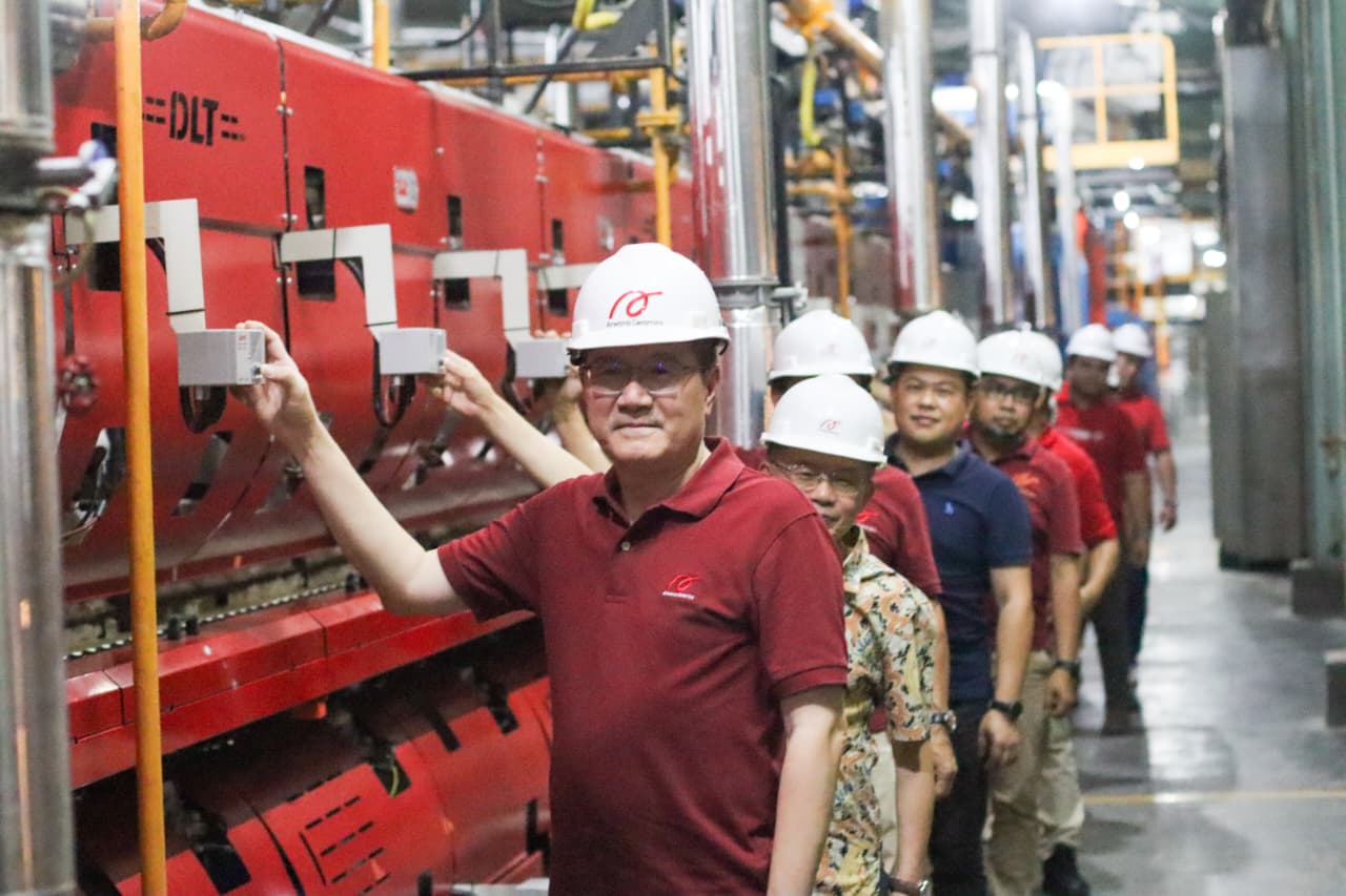 Heating up, kiln ignition ceremony, new kiln, kiln replacement, production efficiency, Plant V, Plant 5A, Arwana Ceramics, PT Arwana Citramulia Tbk.