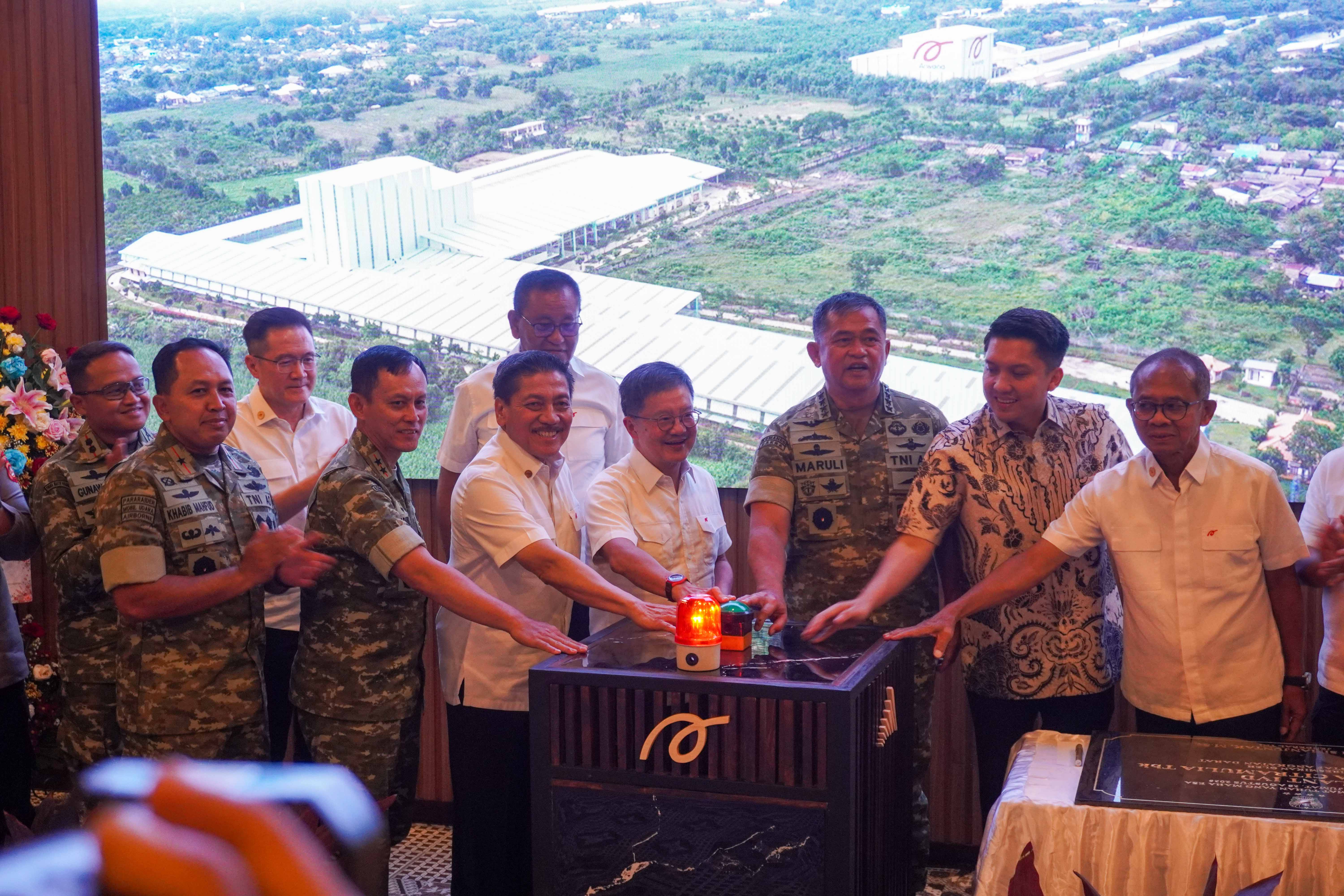 Peresmian pabrik PT Arwana Citramulia Tbk, PT Arwana Anugerah Keramik, Plant 4D, KSAD Jenderal TNI Maruli Simanjuntak, Sumatera Selatan.