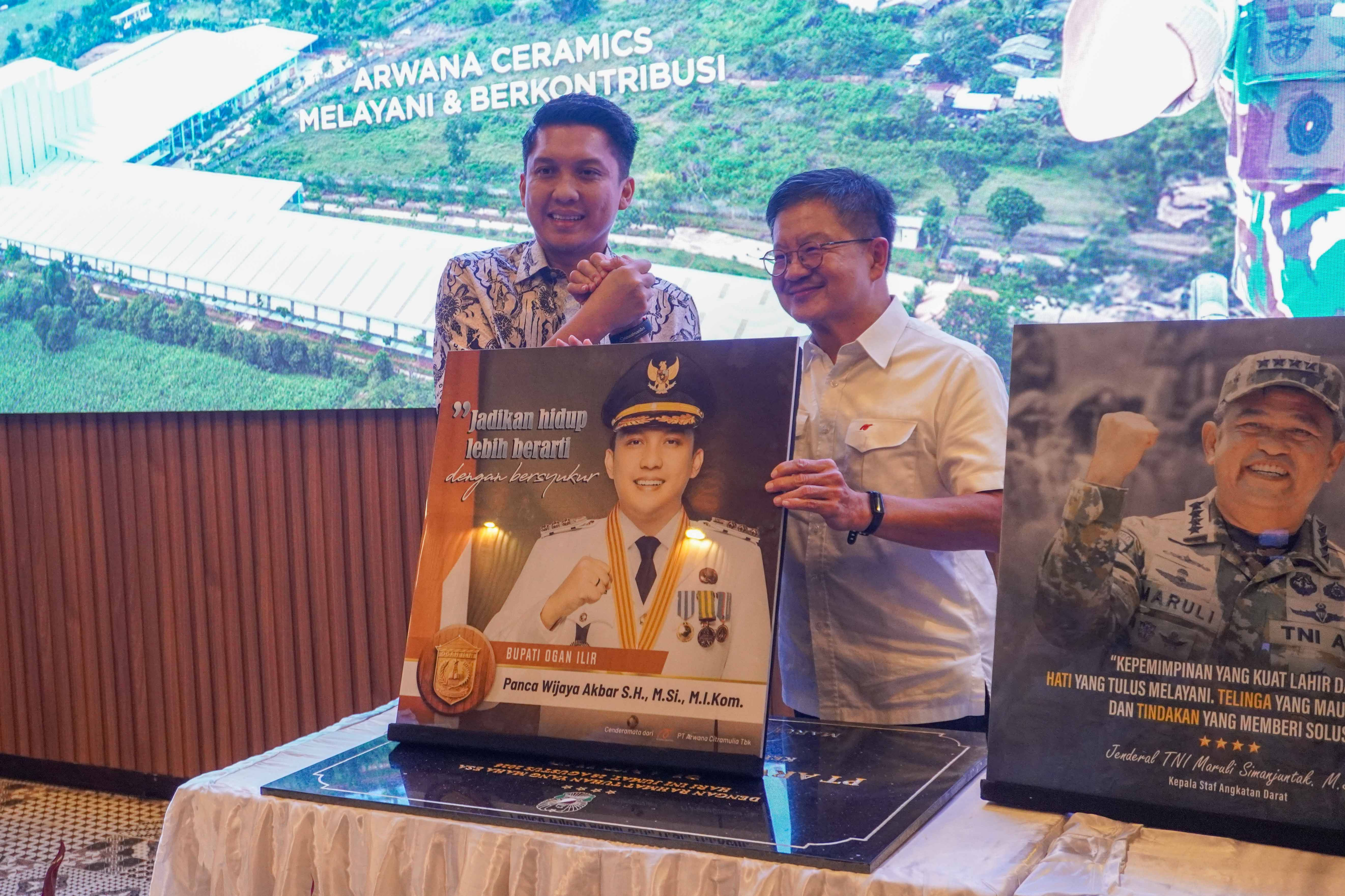 Peresmian pabrik PT Arwana Citramulia Tbk, PT Arwana Anugerah Keramik, Plant 4D, KSAD Jenderal TNI Maruli Simanjuntak, Sumatera Selatan.